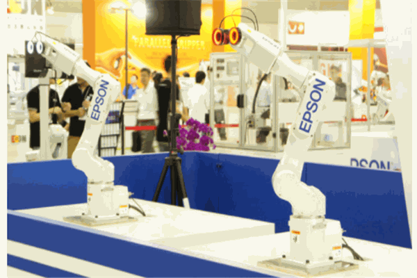 智动全球机器人教育